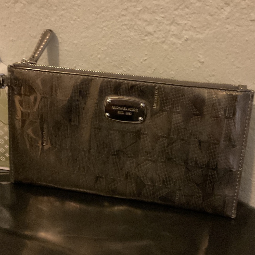 Michael Kors Metallic Gray Wristlet Clutch